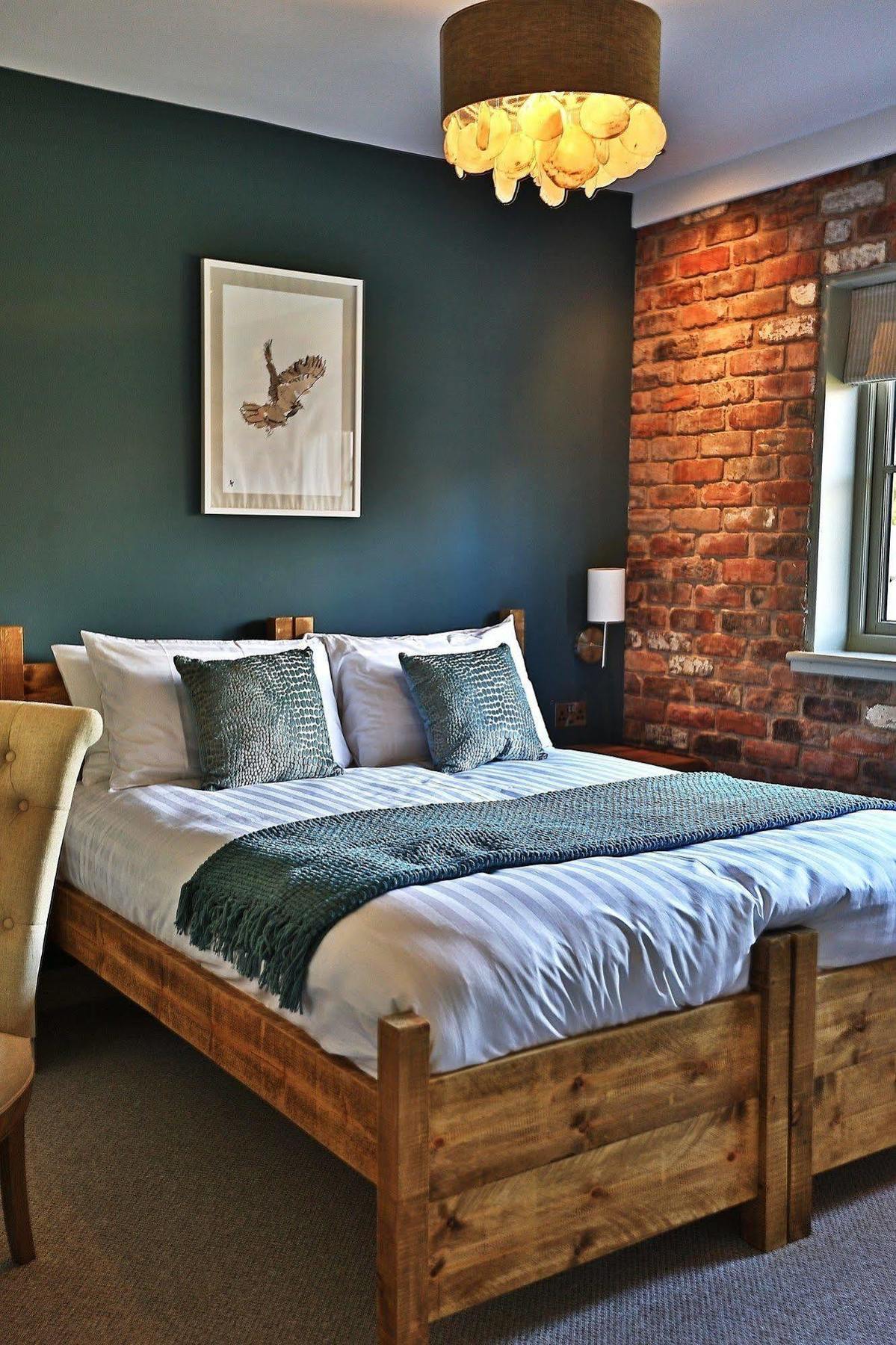 Cock O' Barton Hotel Coddington  Eksteriør billede